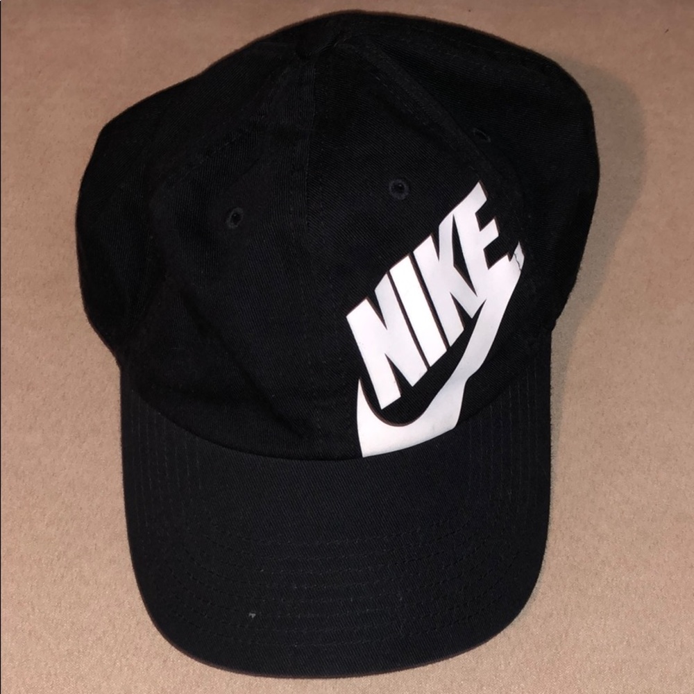 Women’s Nike Hat NWOT